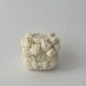 Lumânare decorativă artizanală „Simfonie de lalele”